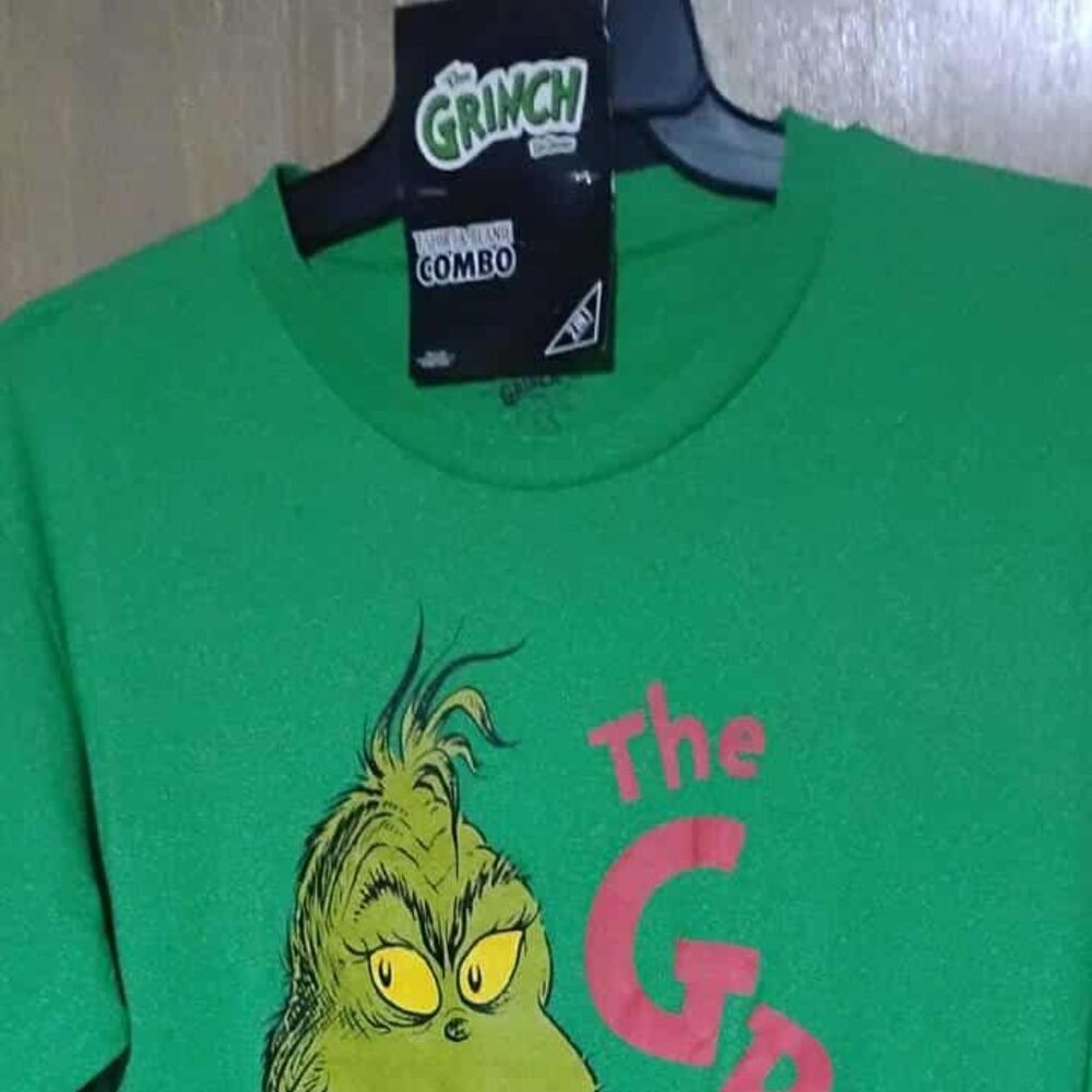 Grinch Combo Tee w/ Beanie NEW
